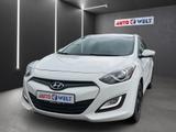 Hyundai i30 Kombi 1.4 Style Sitzheizung AHK Kamera - Hyundai i30 mit Benzin-Antrieb: Kombi, 1.4