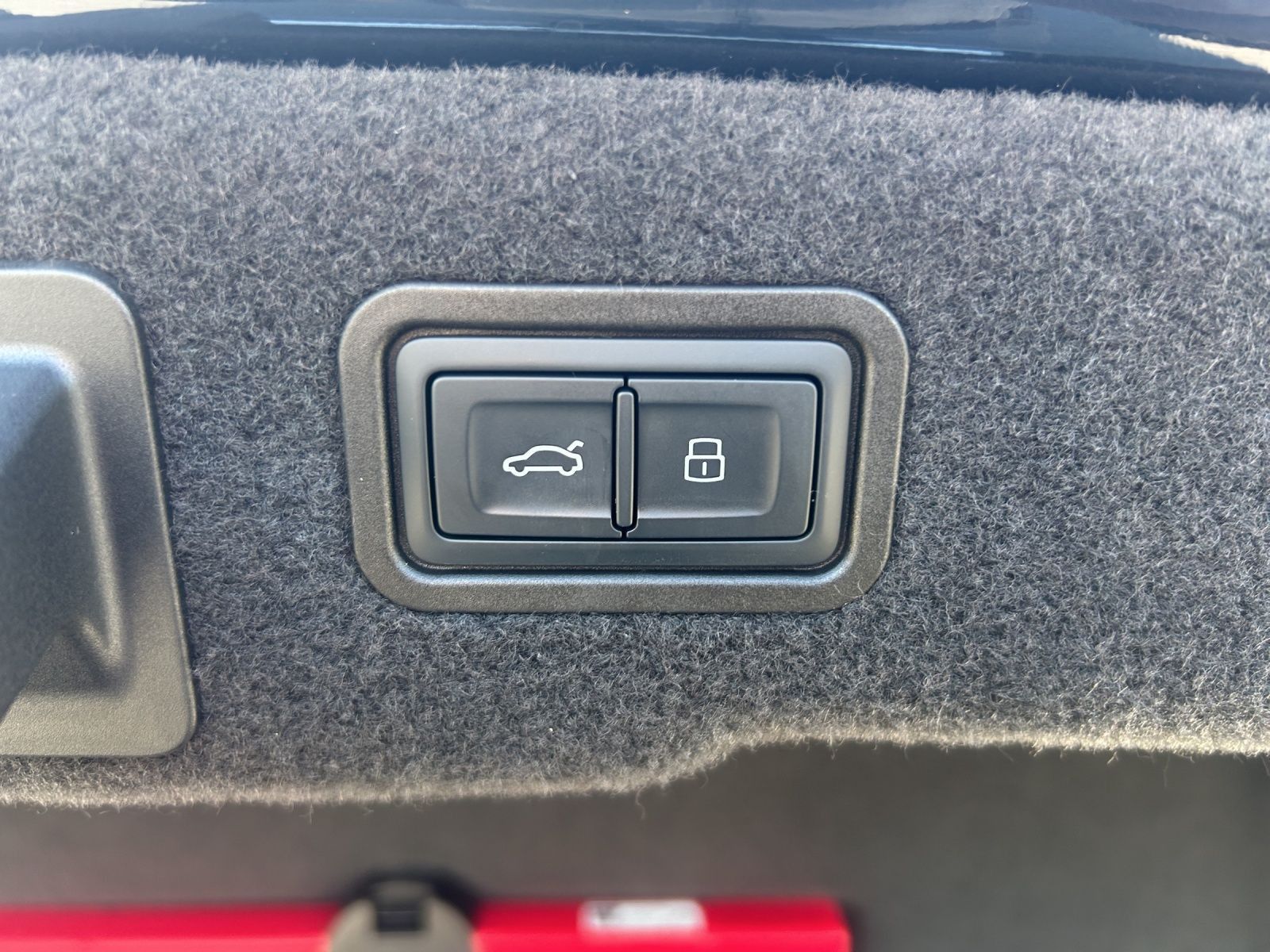 Audi A8 - Bild 13