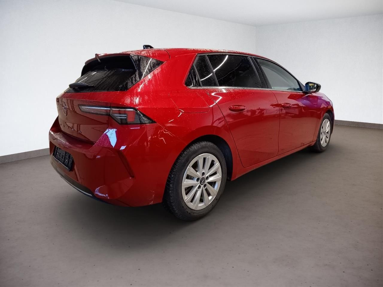 Fahrzeugabbildung Opel Astra 1.2T Elegance - Navi, Kamera h, Sitzhzg.