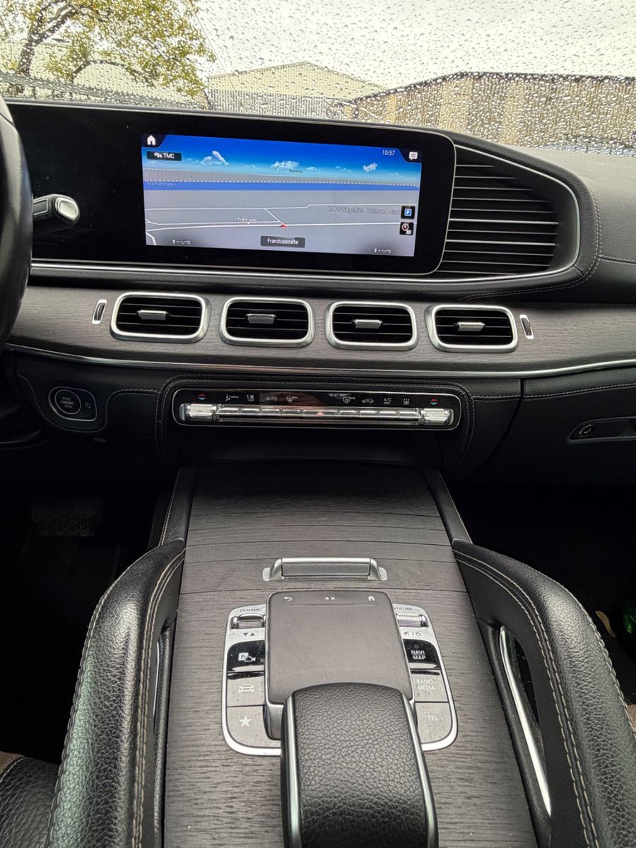 Fahrzeugabbildung Mercedes-Benz GLE 450 AMG Line