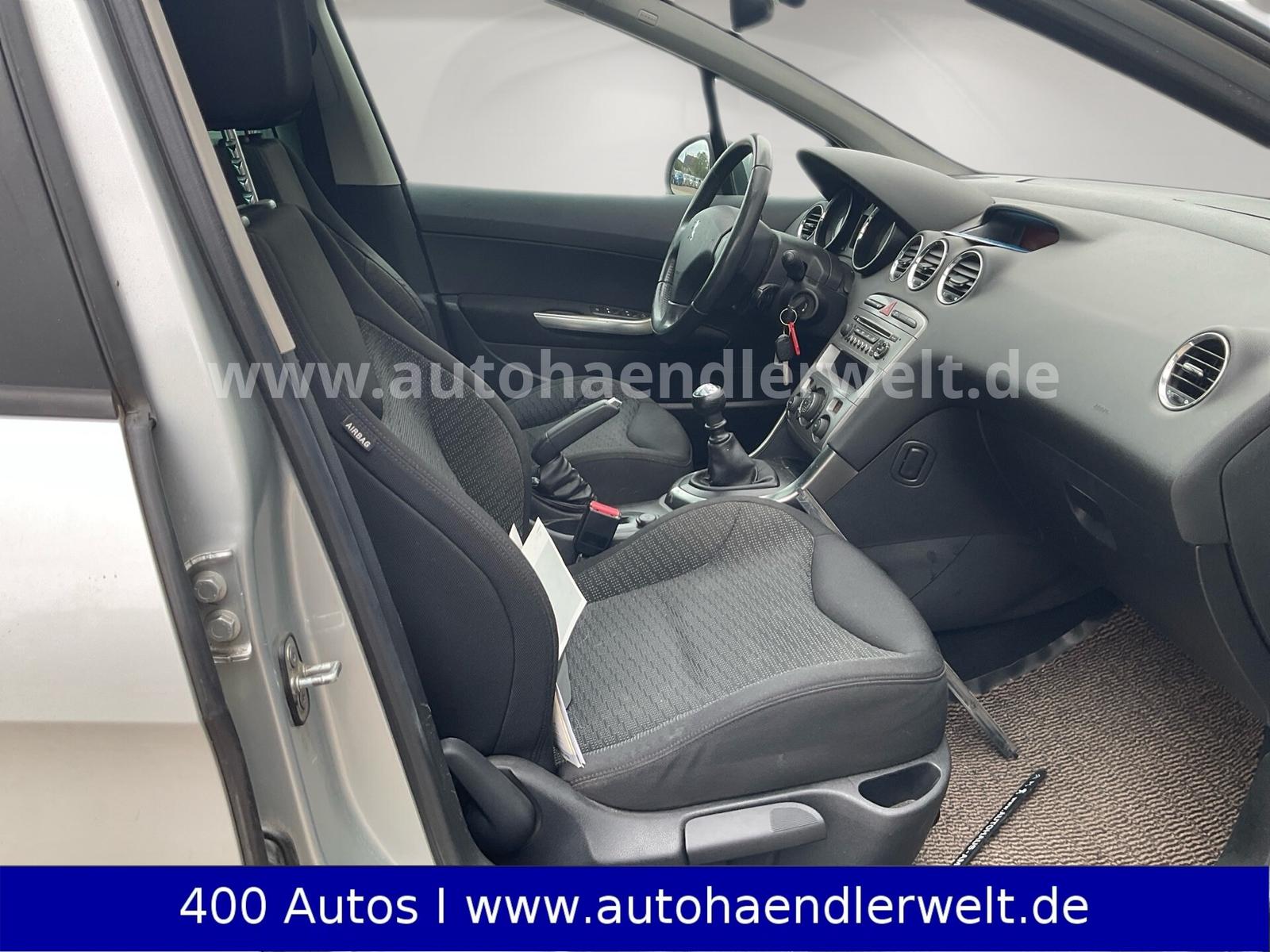 Peugeot 308 2010 — photo 14