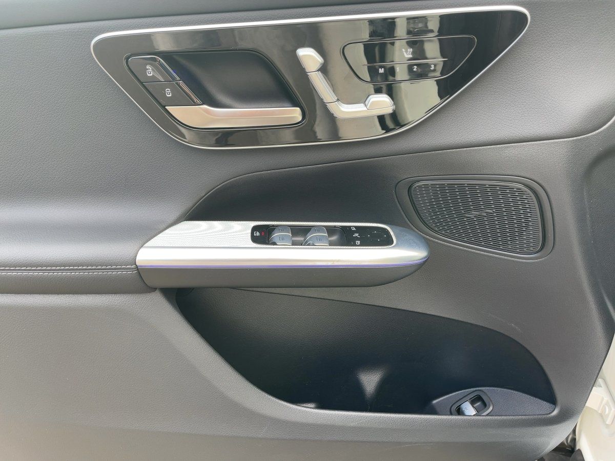 Fahrzeugabbildung Mercedes-Benz GLC 220 d 4M AMG/Night/Pano/Kamera/AHK