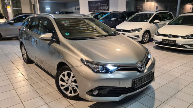 Toyota Auris Touring Sports Edition-S-1.6d-AHK+KAM+NAVI