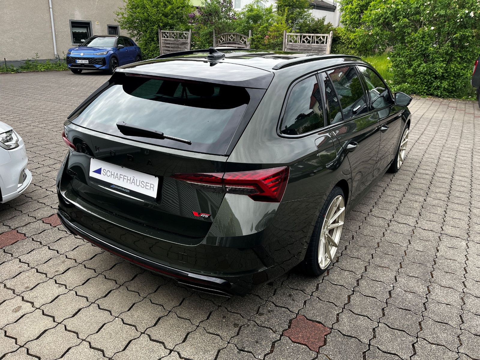 Fahrzeugabbildung SKODA Octavia Combi 2.0 TSI 239kW RS ABT PAN KAM 19"