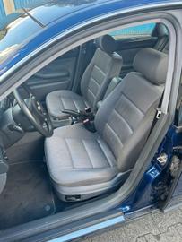 صورة 6 لـ 2000 AUDI A6