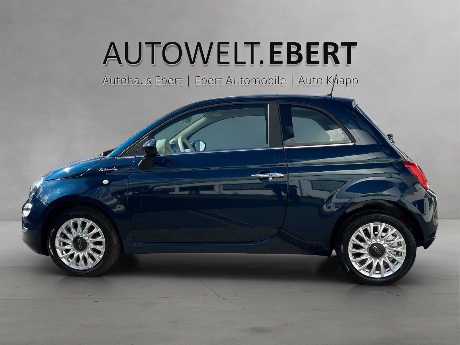 Fahrzeugabbildung Fiat 500 1.0 MHD DolceVita PANO/PDC/KLIMA/TEMPOMAT/