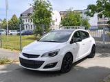 Opel Astra J Lim. 5-trg. Style - Opel Astra Style mit Diesel-Antrieb