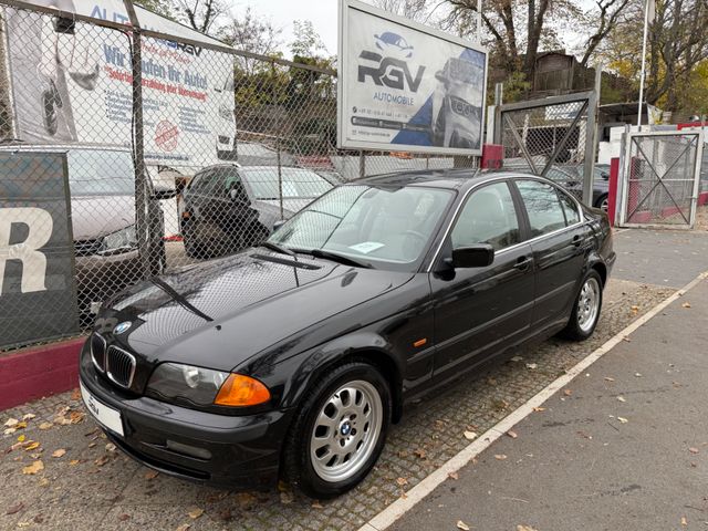 BMW 320i Baureihe 3 Lim.*Xenon*Navi*AUTOMATIK*TÜV N.