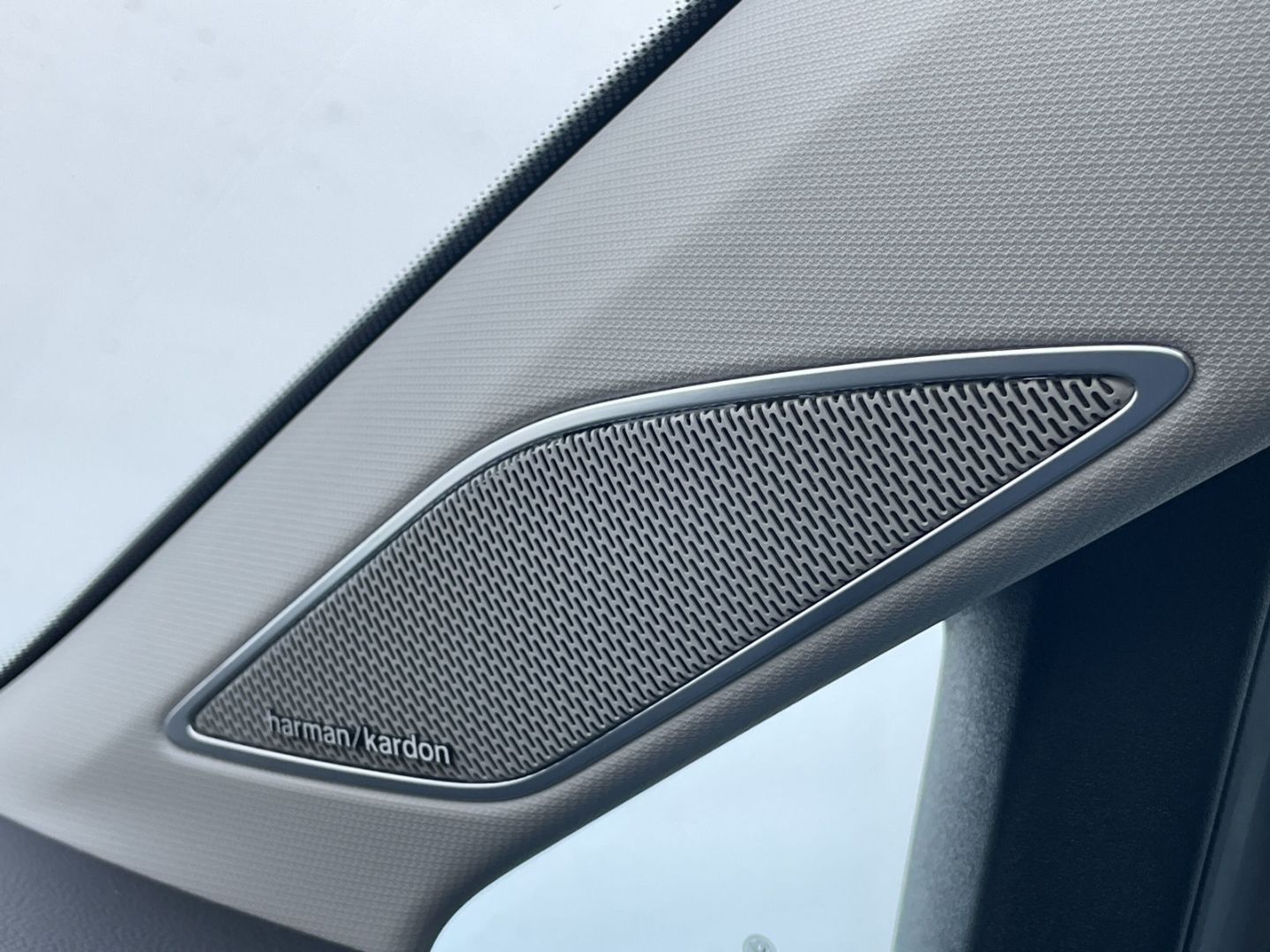 Golf VIII 1.5 TSI Life Kamera/H&K/ACC/LED/App-Co