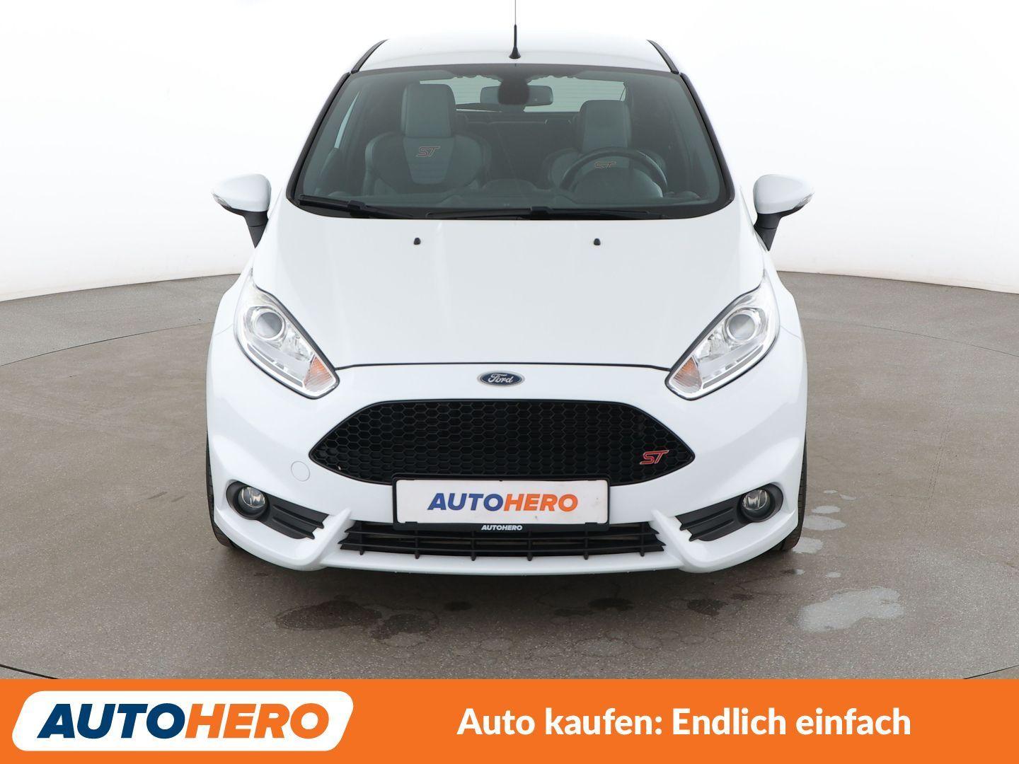 Ford Fiesta 1.6 EcoBoost ST*TEMPO*PDC*SHZ*KLIMA*