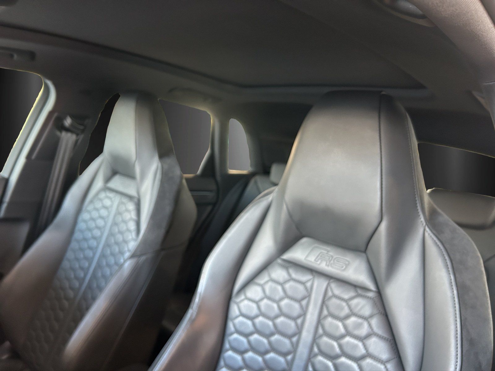 Fahrzeugabbildung Audi Audi RS Q3 quattro