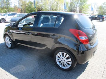 Hyundai i20 Style Allwetter + Klimaaut.+ Sitzh.