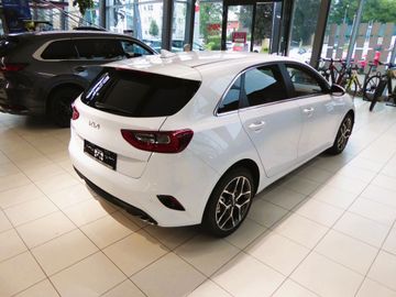 Kia Ceed 1.5 T-GDI (48V Mild-Hybrid) DCT7 Ultimate E