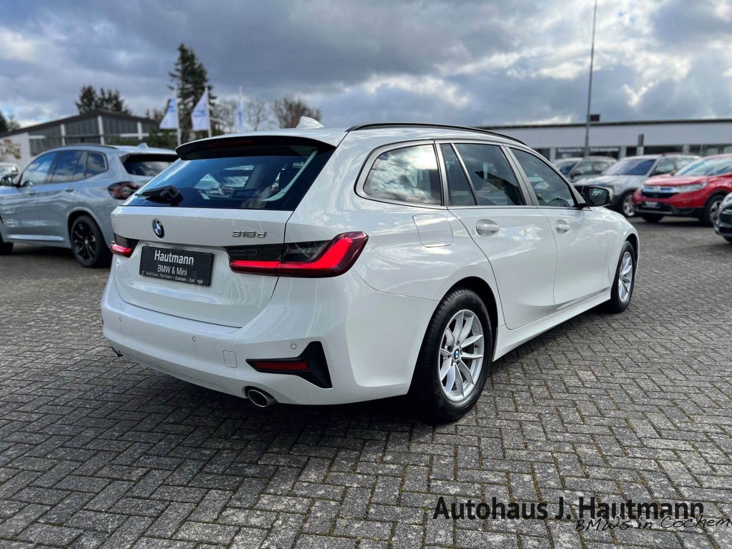 BMW 318 d Touring Advantage +1.HAND+LED+NAVI+SHZ+PDC foto 2