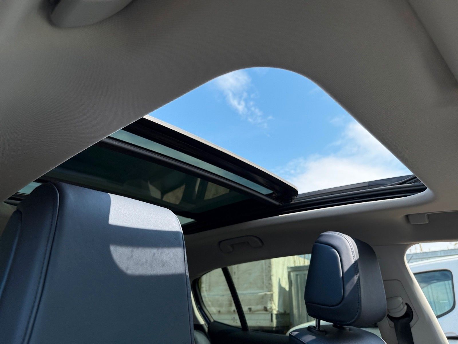 Fahrzeugabbildung Citroën C5 Aircross Plug-in Hybrid 225 e-EAT8 Max