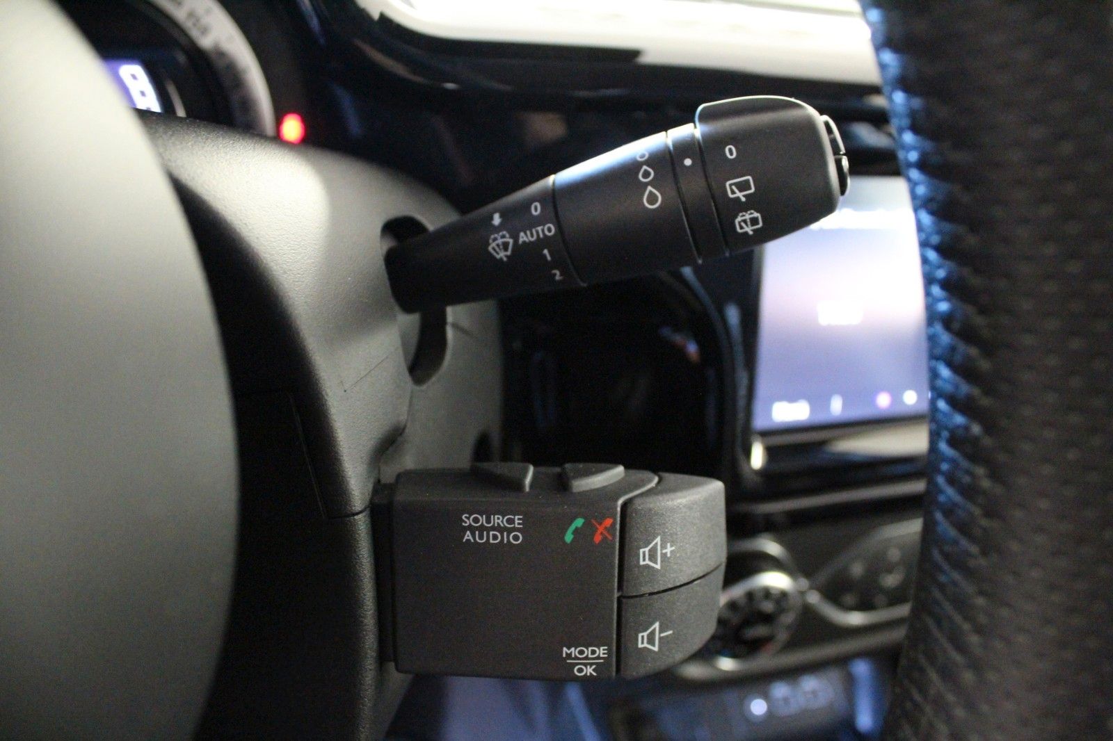 Fahrzeugabbildung Renault Twingo SCe 65 Urban Night *Easy Link*Sitzheizun*