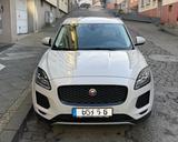 Jaguar E-Pace D150 SE 4WD Auto SE Standheizung AHK - Jaguar E-PACE SE mit Diesel-Antrieb