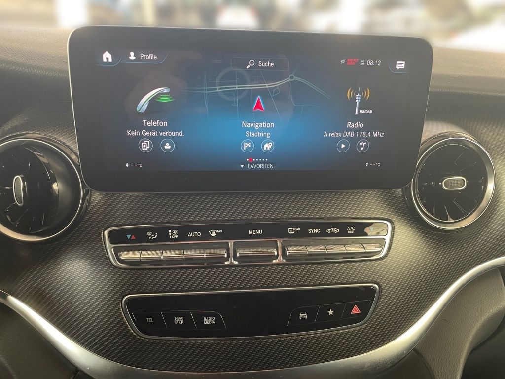 Fahrzeugabbildung Mercedes-Benz V 300 ED/L AMG 7 Sitze AIRMATIC 2,5t AHK SOUND