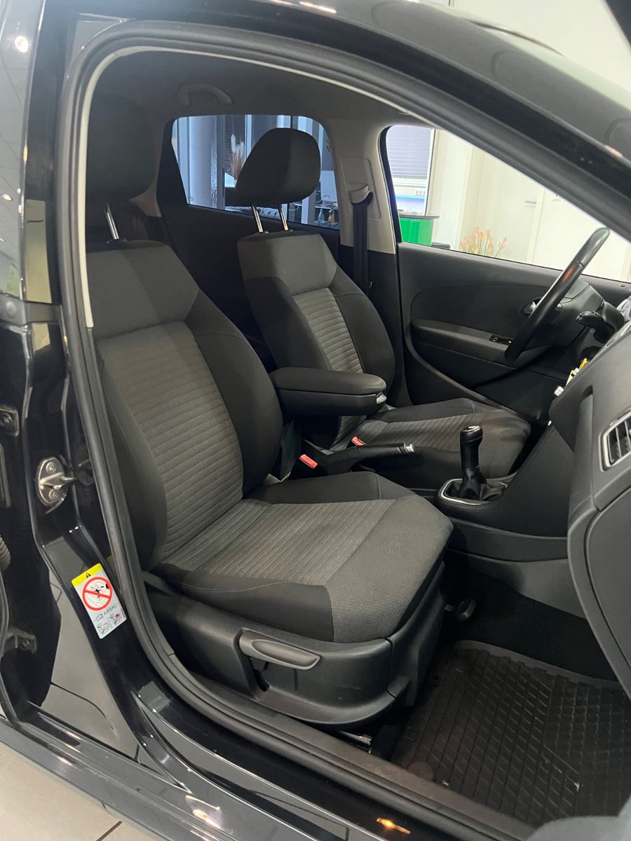 Fahrzeugabbildung Volkswagen Polo V 1.2 TSI  Comfortline