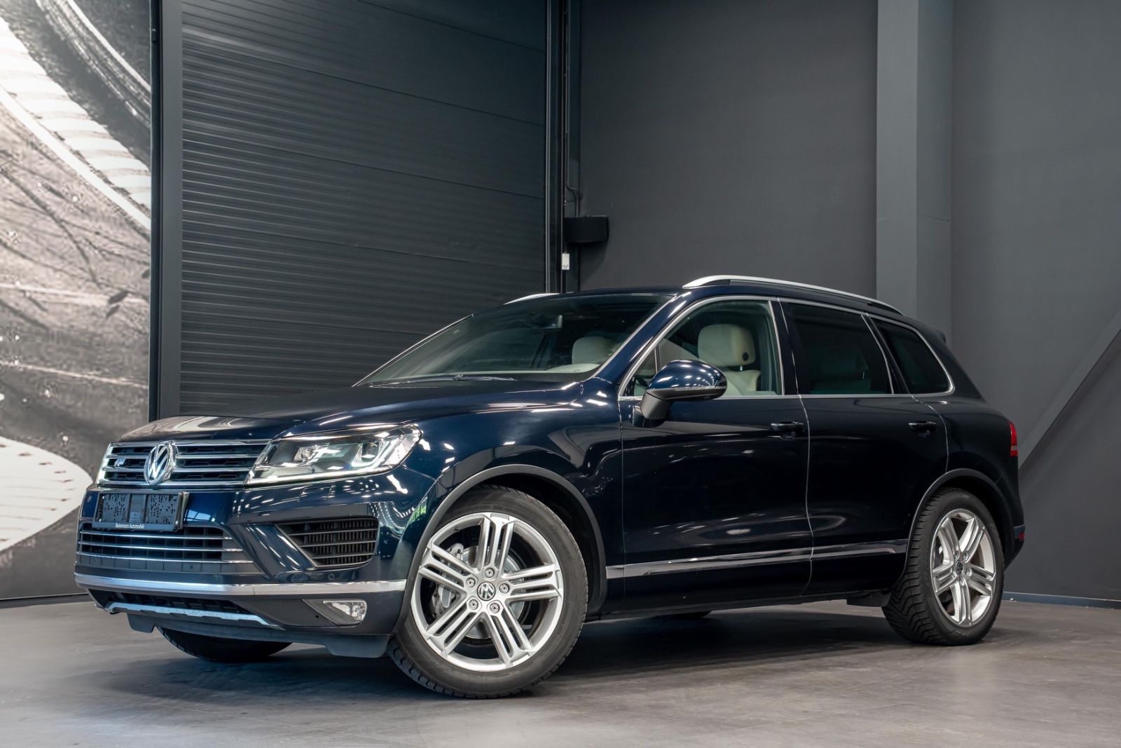 VW Touareg V6 TDI Exclusive Terrain R-Line Individu