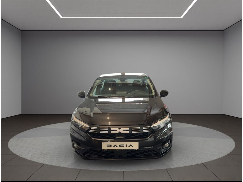 Fahrzeugabbildung Dacia Logan Black Edition TCe 90 CVT Navi Soundsystem