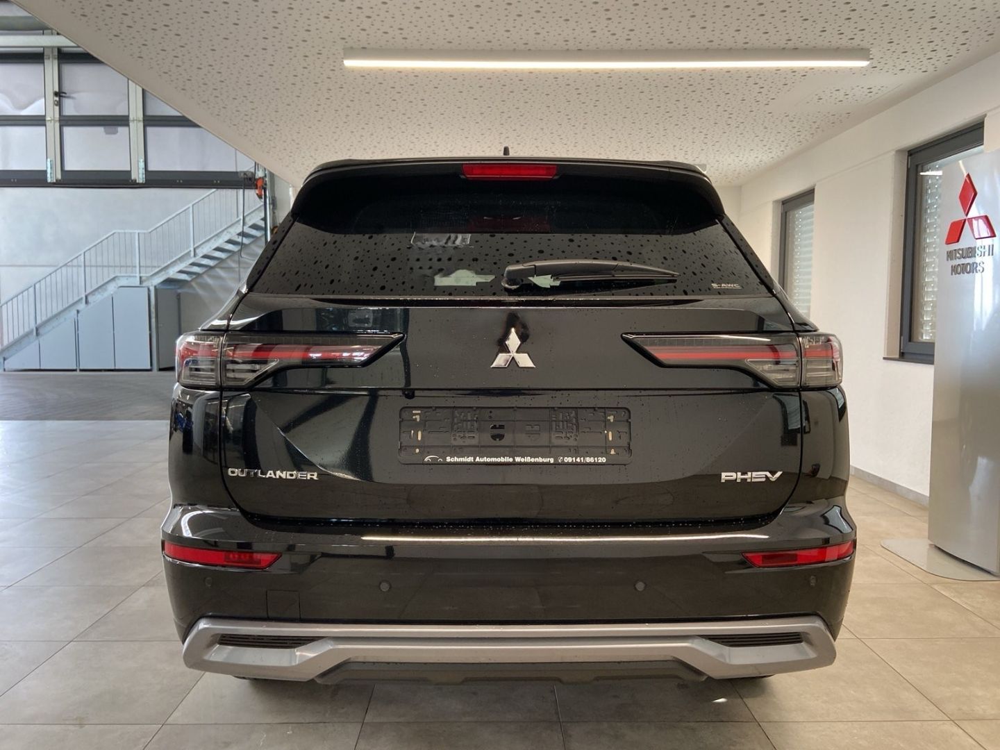 Mitsubishi Outlander 2.4 Plug-in-Hybrid Diamant TOP Yamaha  imagem 3