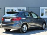BMW 2 Active Tourer /Navi/PDC/Panorama-Dach - BMW 216