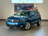 Volkswagen Tiguan Highline 2.0 TDI AHK+NAVI+SHZ - Volkswagen Tiguan: Blau, Geländewagen