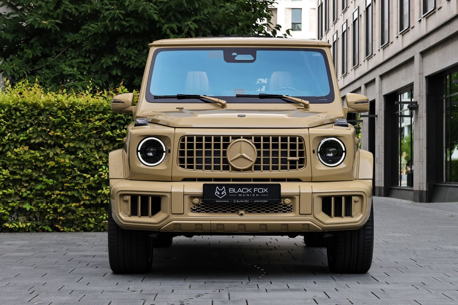 Mercedes-Benz G 63 AMG | A22 | TV | DESERT SAND Edition 1 of 1 imagem 2