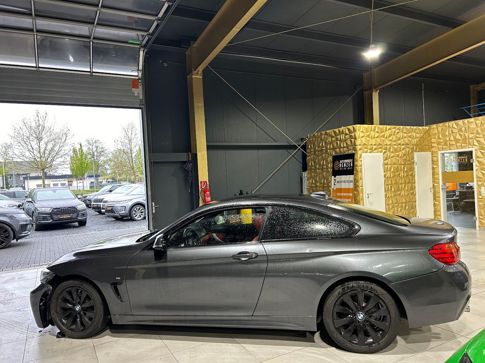 Fahrzeugabbildung BMW 428 Bau. 4 Coupe 428 i/BESCHÄDIGT/MOTORSCHADEN
