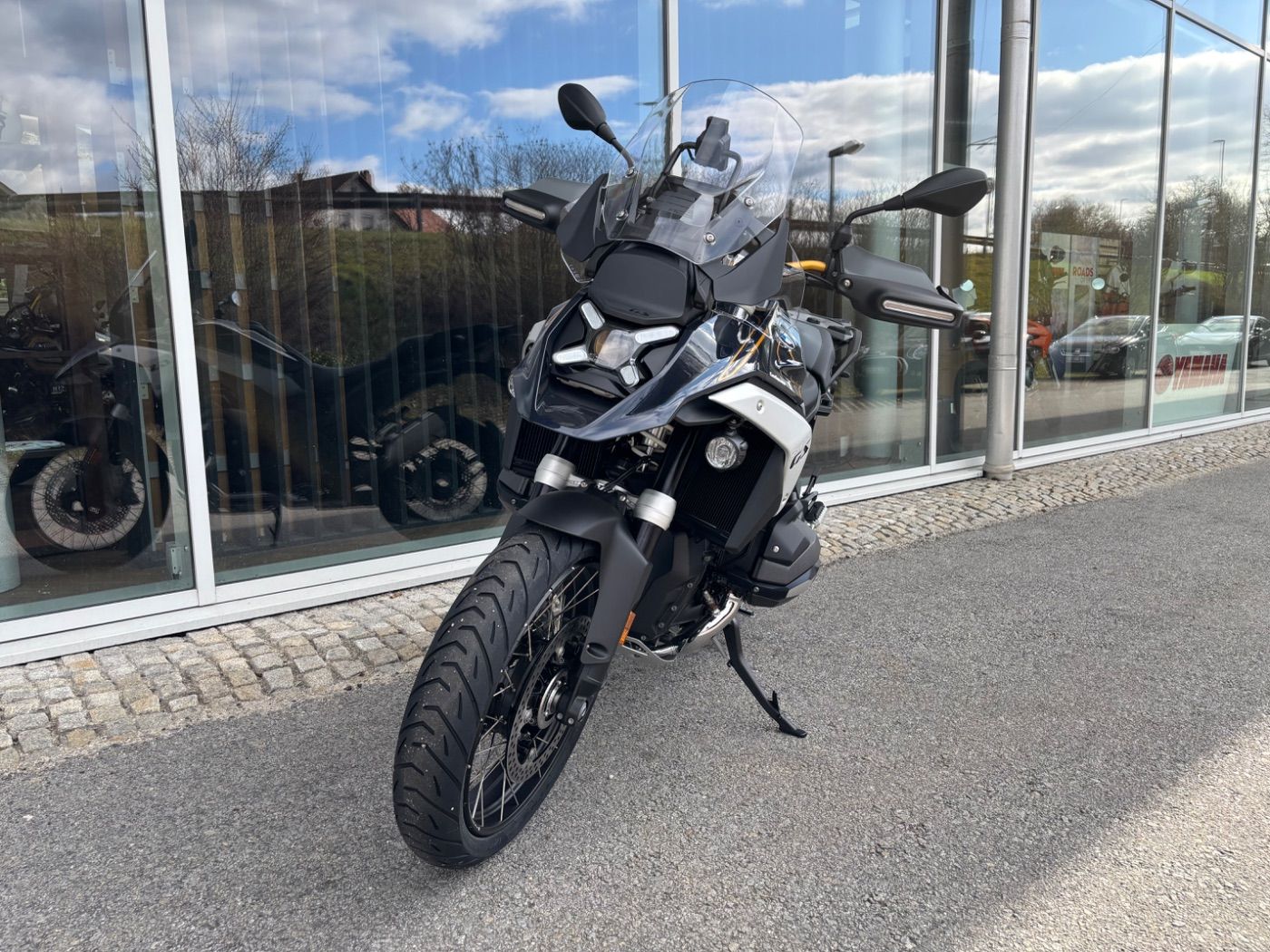 Fahrzeugabbildung BMW R 1300 GS Option 719 ASA