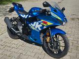 Suzuki GSX 125R - SUZUKI GSX R 125