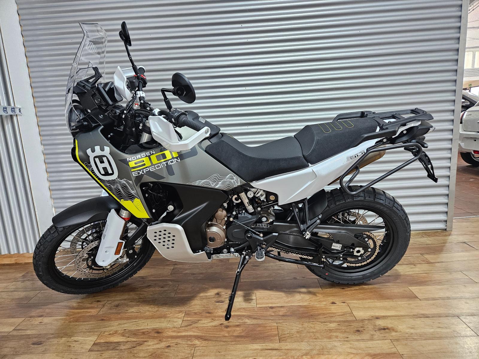 Husqvarna Norden 901 Expedition MY2026 48 Monate Garantie