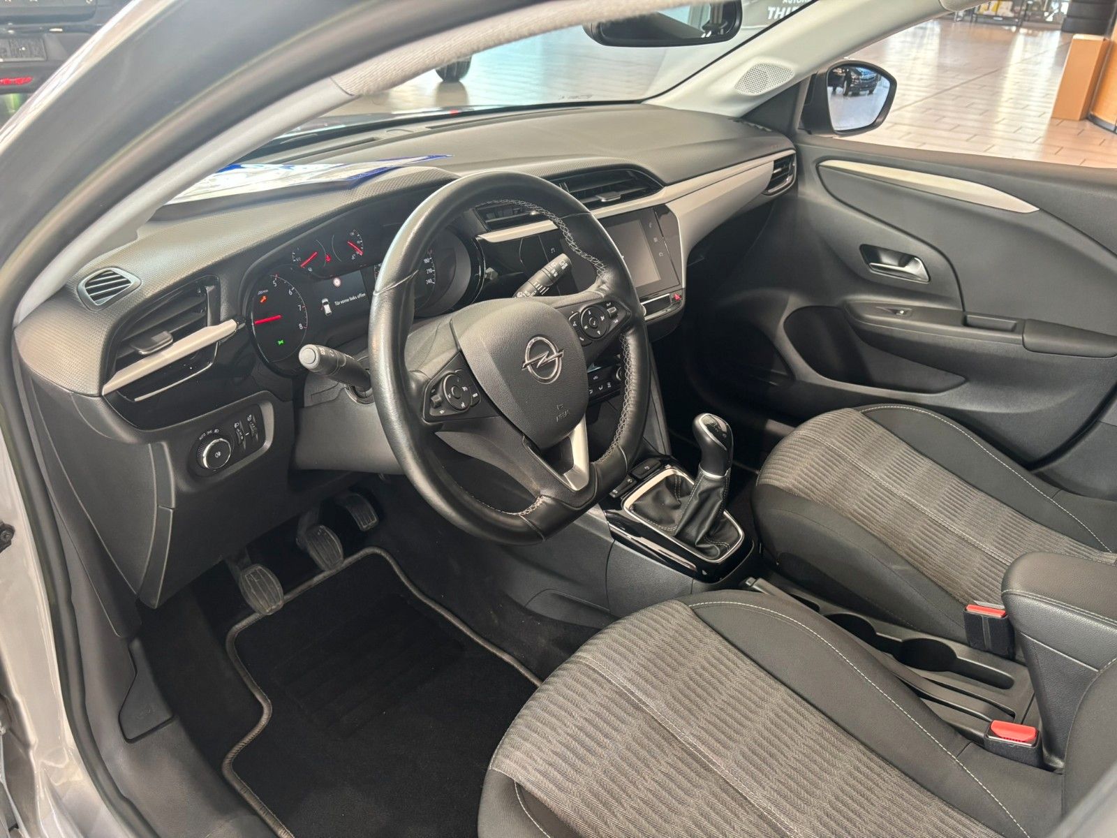 Fahrzeugabbildung Opel Corsa F 1.2 EDITION NAVI/LED/TEMP/PDC/SPORT/DAB+
