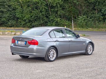 BMW 320 - 6