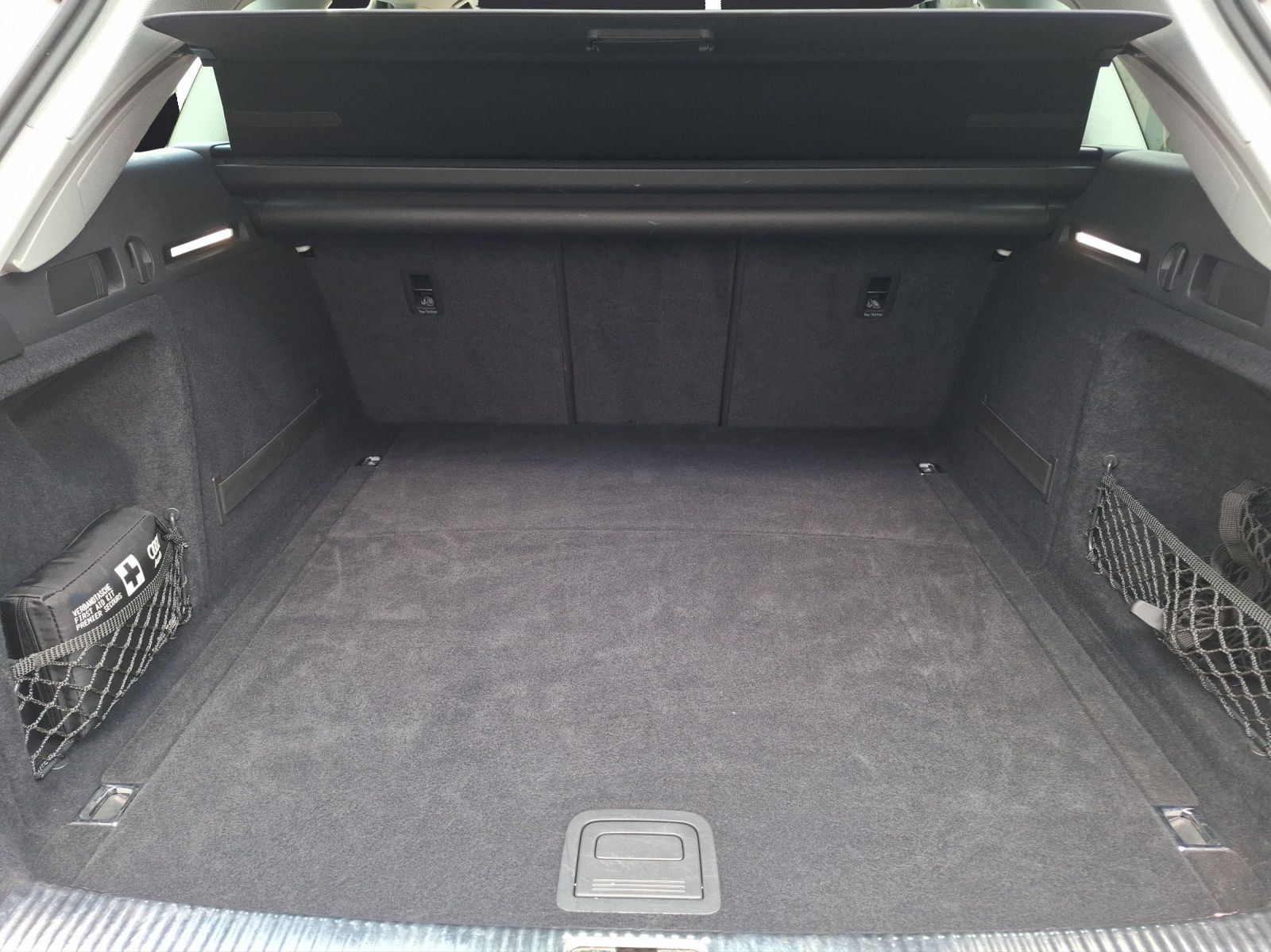 Fahrzeugabbildung Audi A4 Avant 40 TDI S-tronic quattro LED AHK Navi AV