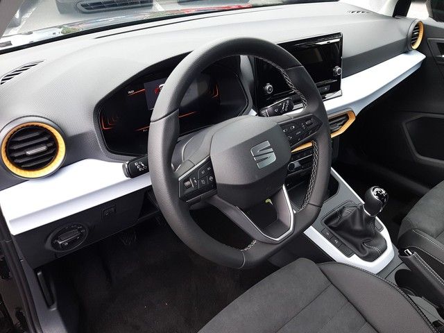 Fahrzeugabbildung Seat Arona Style 1.0TSI AHK LED SHZ Klimaaut. 18"