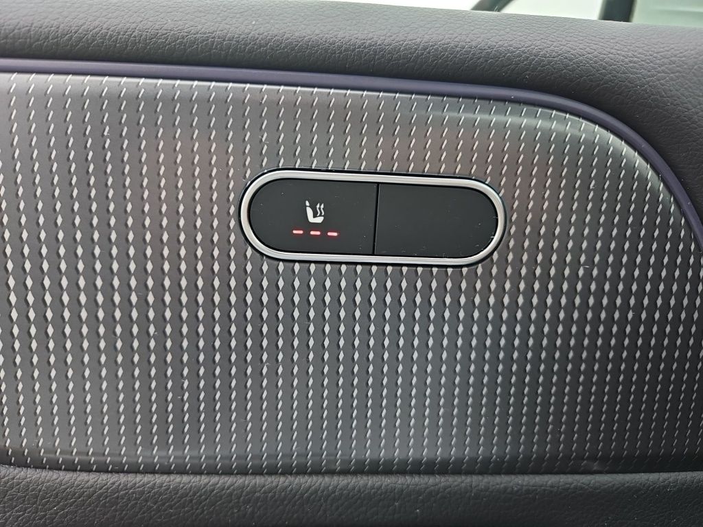 Fahrzeugabbildung Mercedes-Benz GLB 220 d 4M Progressive AHK Totwi. Navi SHZ KAM