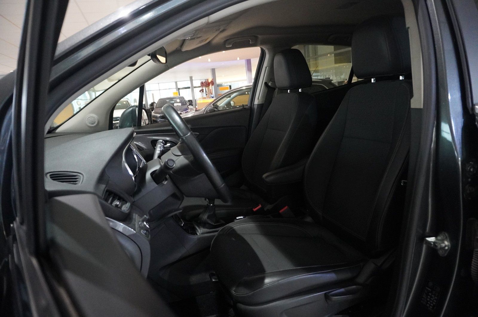 Fahrzeugabbildung Opel Mokka X 1.4 INNOVATION NAVI/LED/KAMERA/SPORT/SHZ