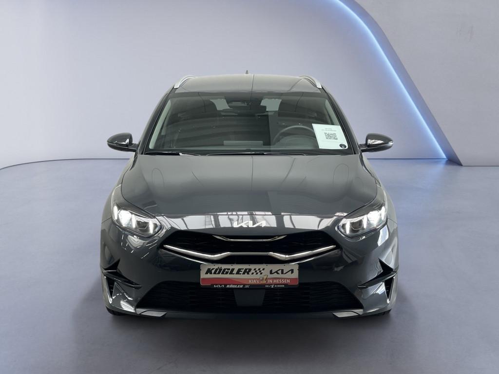 Kia Ceed SW 1.5 T-GDI DCT Spirit