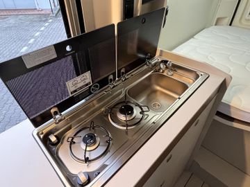 Westfalia Columbus 540 D 140 PS Schlafdach SOLAR SKYVIEW