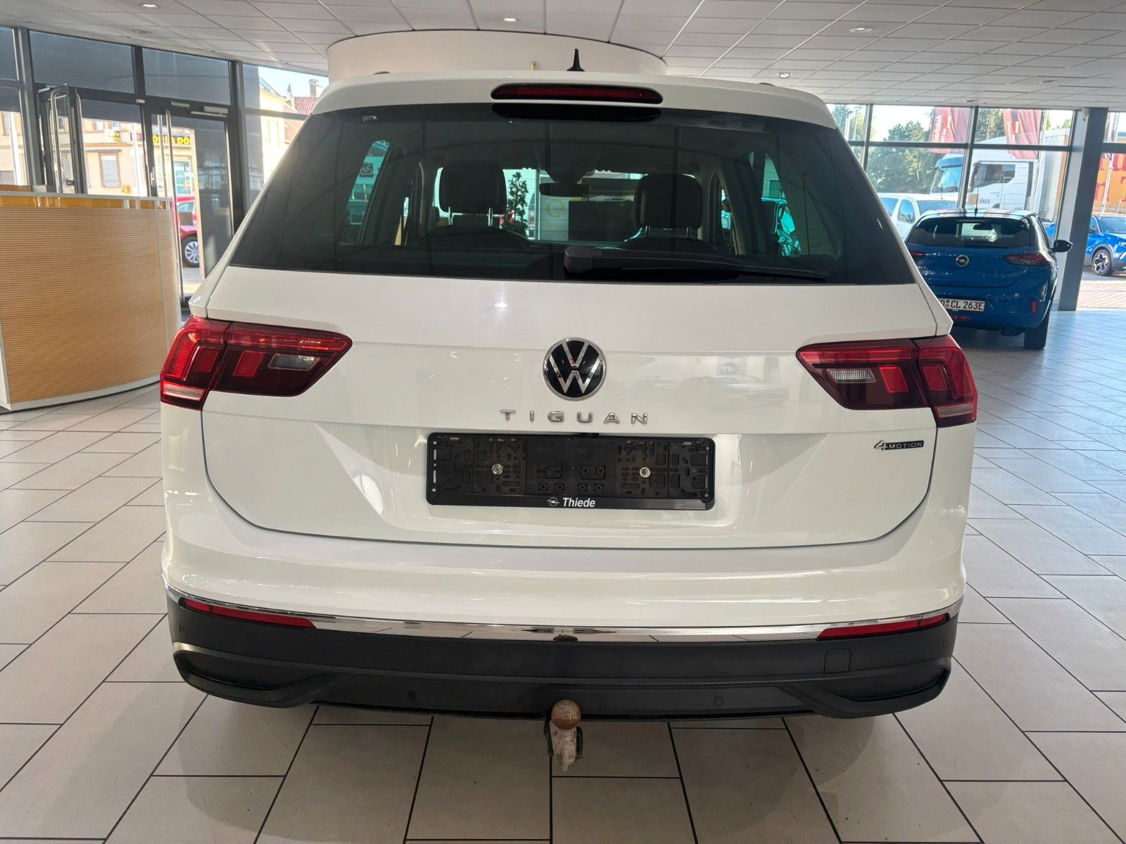 Fahrzeugabbildung Volkswagen Tiguan 2.0 TDI Life 4Motion AHK/NAVI/KAMERA/SHZ