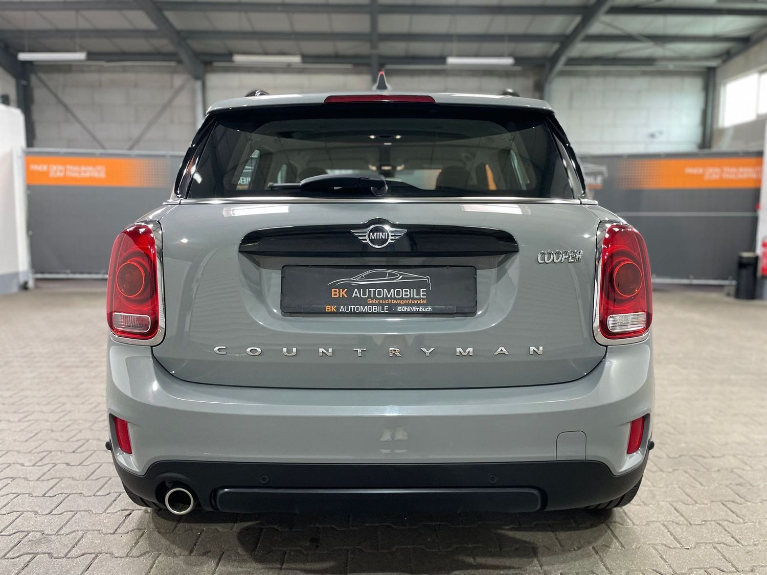 Fahrzeugabbildung MINI Cooper Countryman #LED#Keyless#Ambiente#SHZ#PDC