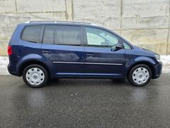 VW Touran Highline 2.0TDI 140PS 7Sitze Pano