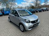 Smart ForFour EQ KLIMA°SITZH°TEMPOM°MFLR°USB°ALLWETTER - Smart ForFour mit Elektro-Antrieb