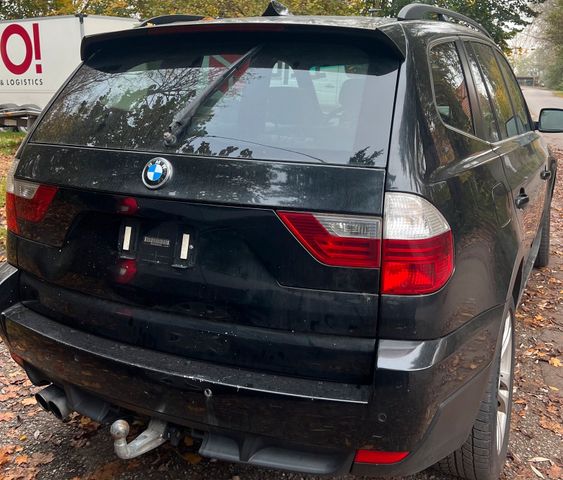 BMW X3 3.0 SD *Pano* *Leder* *AppleCarPlay*