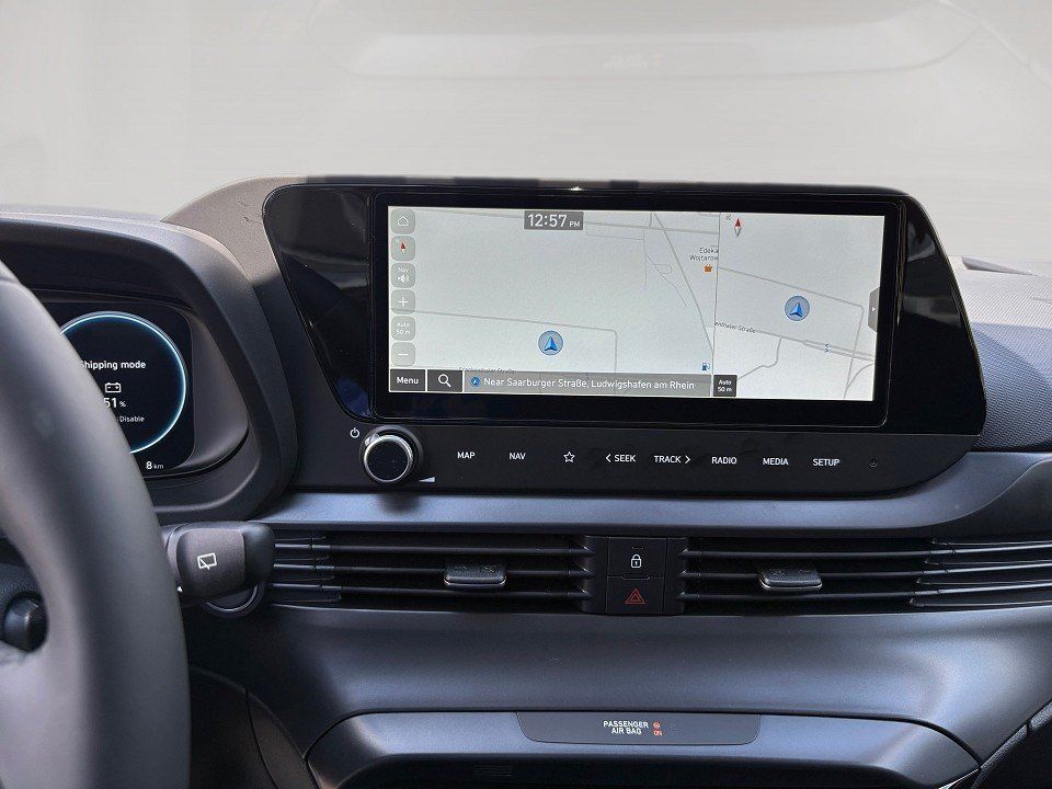 Fahrzeugabbildung Hyundai BAYON 1.0T 100PS DCT Trend Bose Komfort