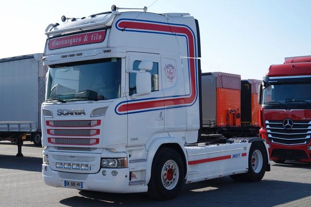 Scania R 580 / V8 / TOPLINE / RETARDER / I-PARK COOL /