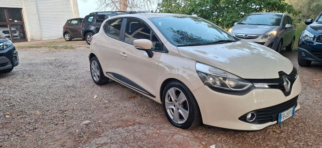 Image of Renault Clio