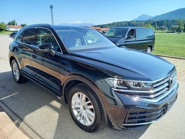 Volkswagen Touareg - 6